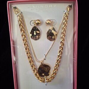 Laundry by Shelli Segal Layered Necklaces and Earrings Set NWT